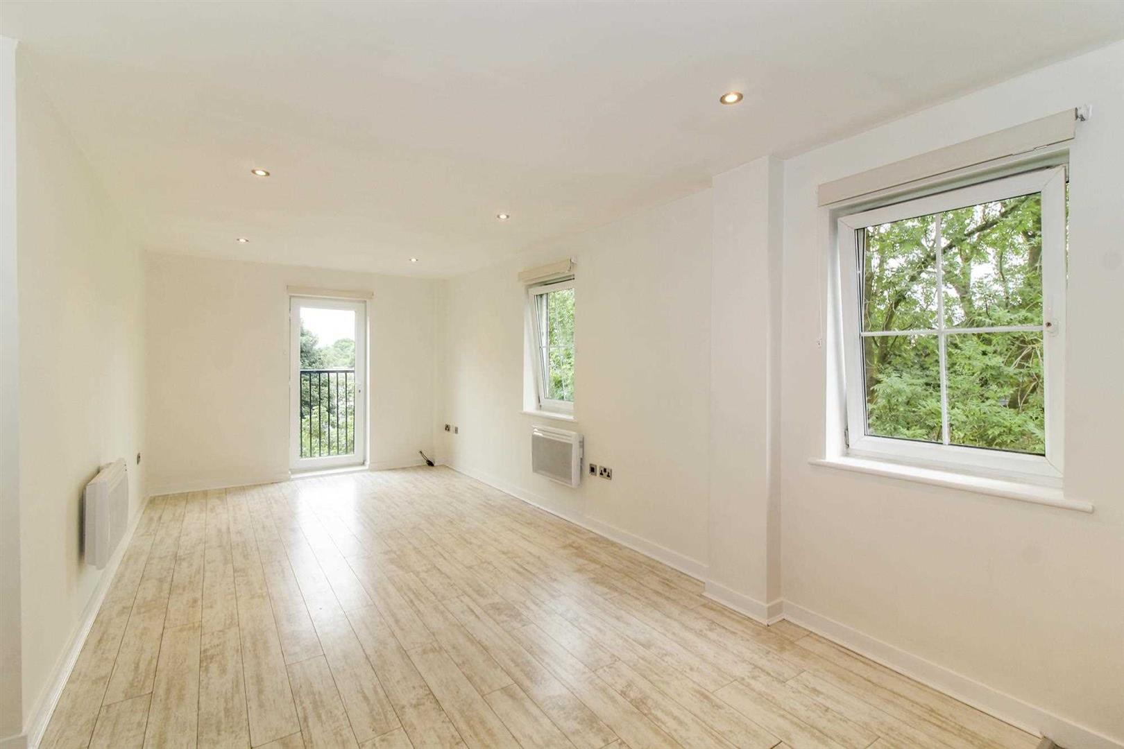 1 bed property in Piccadilly Heights, Chesterfield